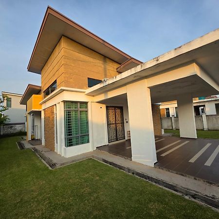 Siantan In Paya Rumput Near Std Hang Jebat, Sg Udang & Uitm Lendu Malakka Dış mekan fotoğraf